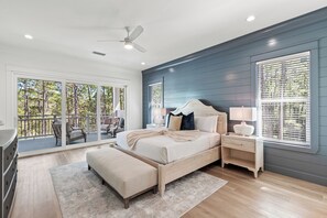 7 bedrooms, iron/ironing board, free WiFi, bed sheets