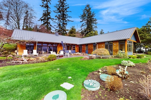 Unparalleled waterfront luxury with breathtaking island views