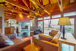 TV, fireplace, books, stereo