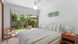 3 bedrooms, iron/ironing board, travel crib, internet