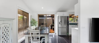 Spacial Rend in Cape Woolamai