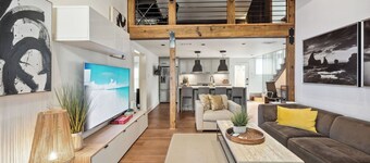 Contemporary Retreat in Historic Gentilly – Stylish, Smart & Centrally Located