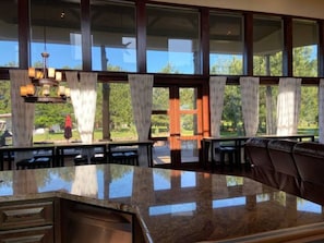 تناول الطعام