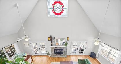 Gorgeous chalet perched on a hill with pool and tennis court access