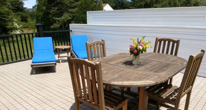 Charming Kennebunkport overlooking the Cape Arundel Golf Course