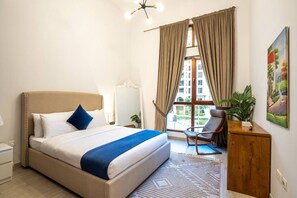1 habitación, tabla de planchar con plancha, cuna de viaje y wifi