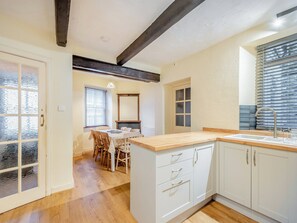 Interior - 4 bedroom accommodation in Keswick (Keswick)