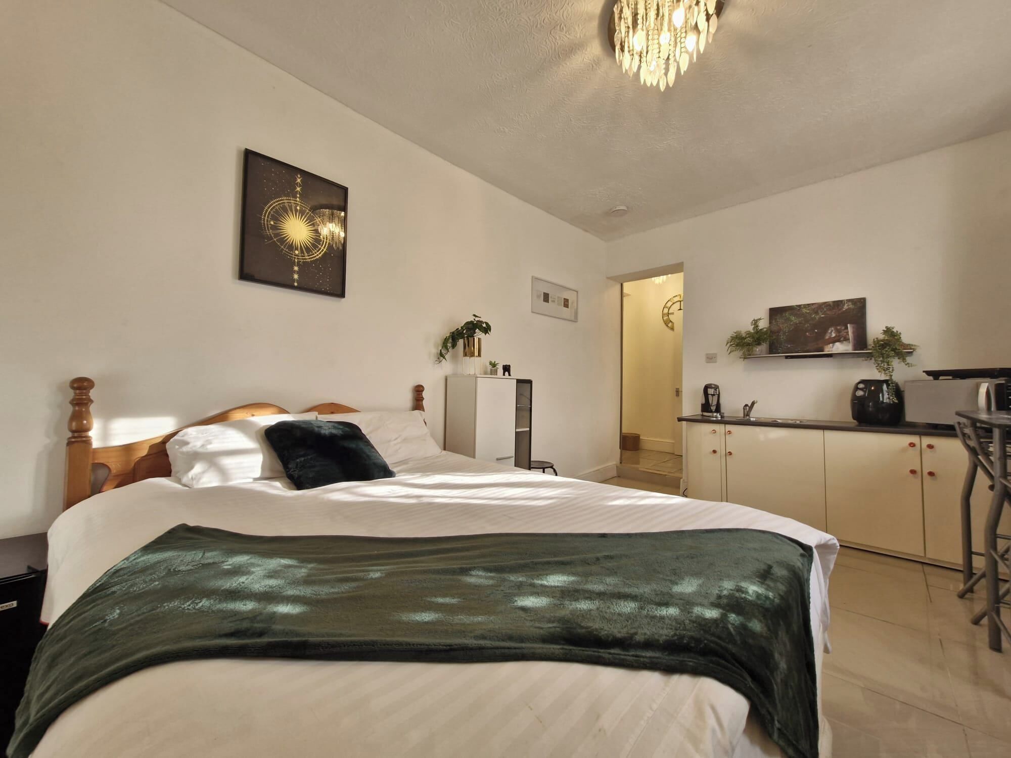 Apartment | 1 Schlafzimmer, Bügeleisen/Bügelbrett, kostenloses WLAN, Bettwäsche