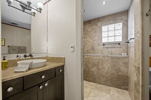 Hair dryer, towels