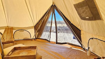 1 habitación y ropa de cama