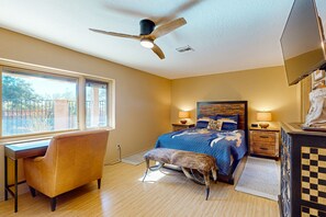 3 habitaciones, acceso a internet y ropa de cama