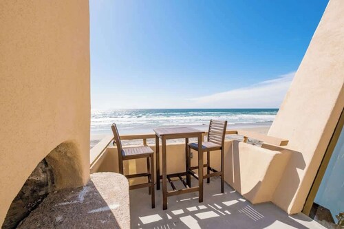 Luxe Oceanfront w/ HotTub | Icon of Mission Beach