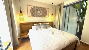 3 soverom, safe på rommet, strykejern/-brett og wi-fi (inkludert)