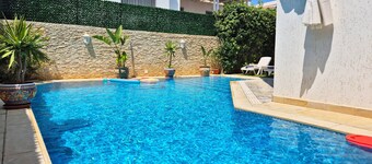 L'Orchidée - Luxury Suites