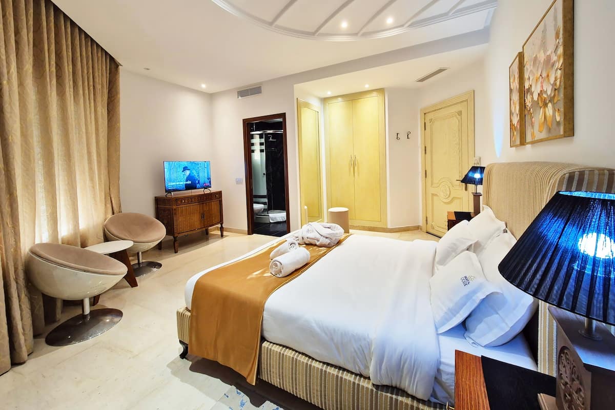 1 habitación, sábanas de algodón egipcio y ropa de cama de alta calidad