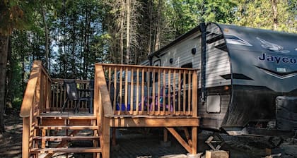 Family friendly newly developed park on lake mindemoya Manitoulin Island