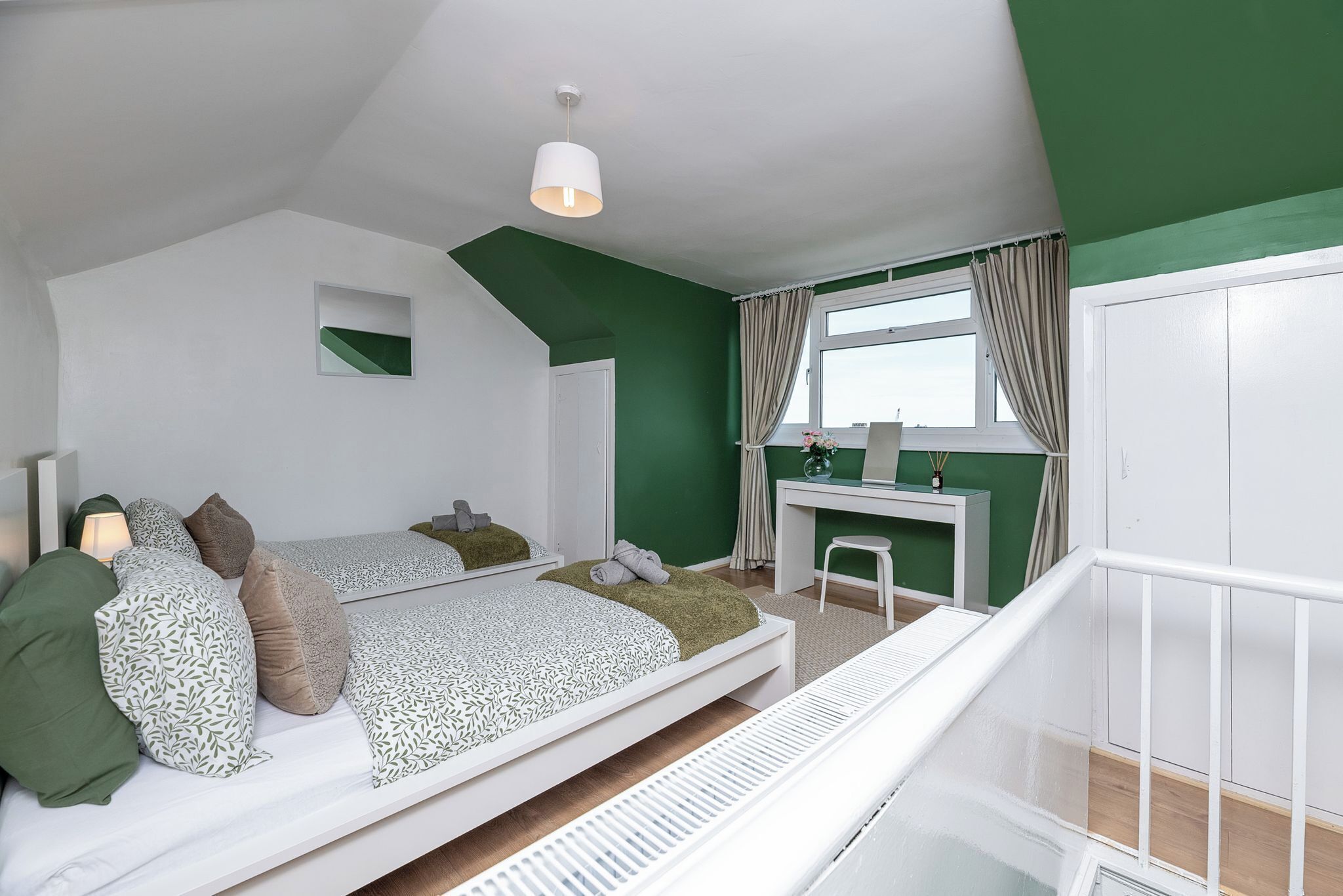 3 bedrooms, iron/ironing board, free WiFi, bed sheets