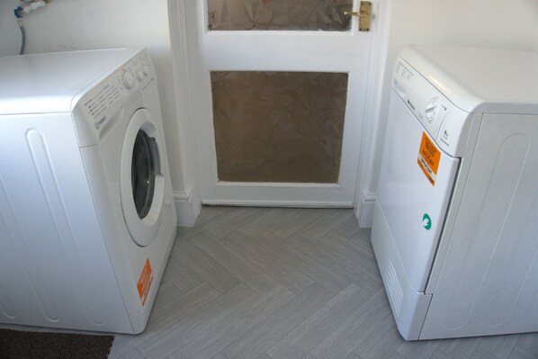 Interior - 3BDR Home in Central Holyhead (Holyhead)