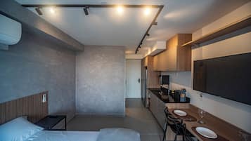 1 quarto, escrivaninha, Wi-Fi de cortesia, roupa de cama