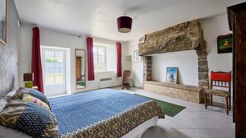 2 habitaciones, tabla de planchar con plancha y wifi gratis