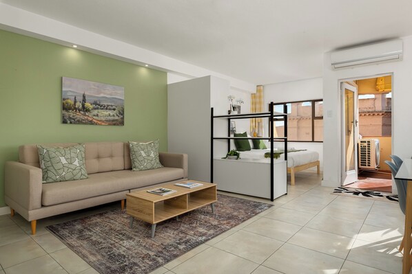 1 habitación y caja de seguridad en la habitación 