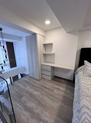 1 bedroom, desk, iron/ironing board, free WiFi - Modern double-height Normandy (Bogotá)