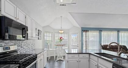 Lovely Leander Home in Quiet Area