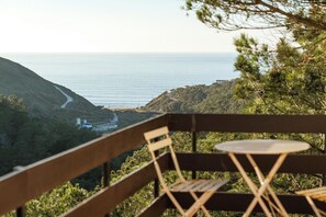 Property grounds - Magoito • Refuge for nature lovers (São João das Lampas)