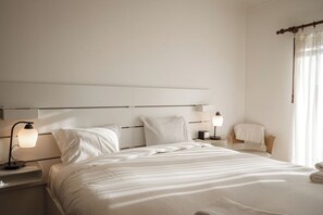 4 室のベッドルーム、アイロン / アイロン台、WiFi、ベッドシーツ