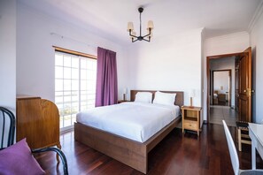 3 Schlafzimmer, Bügeleisen/Bügelbrett, Reisekinderbett, WLAN