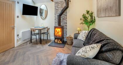 Rose Cottage - UK49048