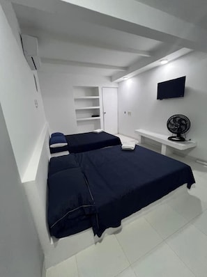 2 quartos, ferros/tábuas de passar roupa, Wi-Fi, roupa de cama