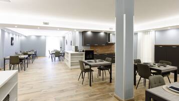 Colazione a buffet inclusa, servita tutte le mattine