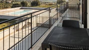 Camera Superior, balcone, vista giardino | Terrazza/patio