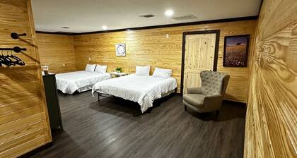 Charming Lodge with Cafe and game room in delightful Timpson