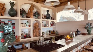 酒吧（店内）