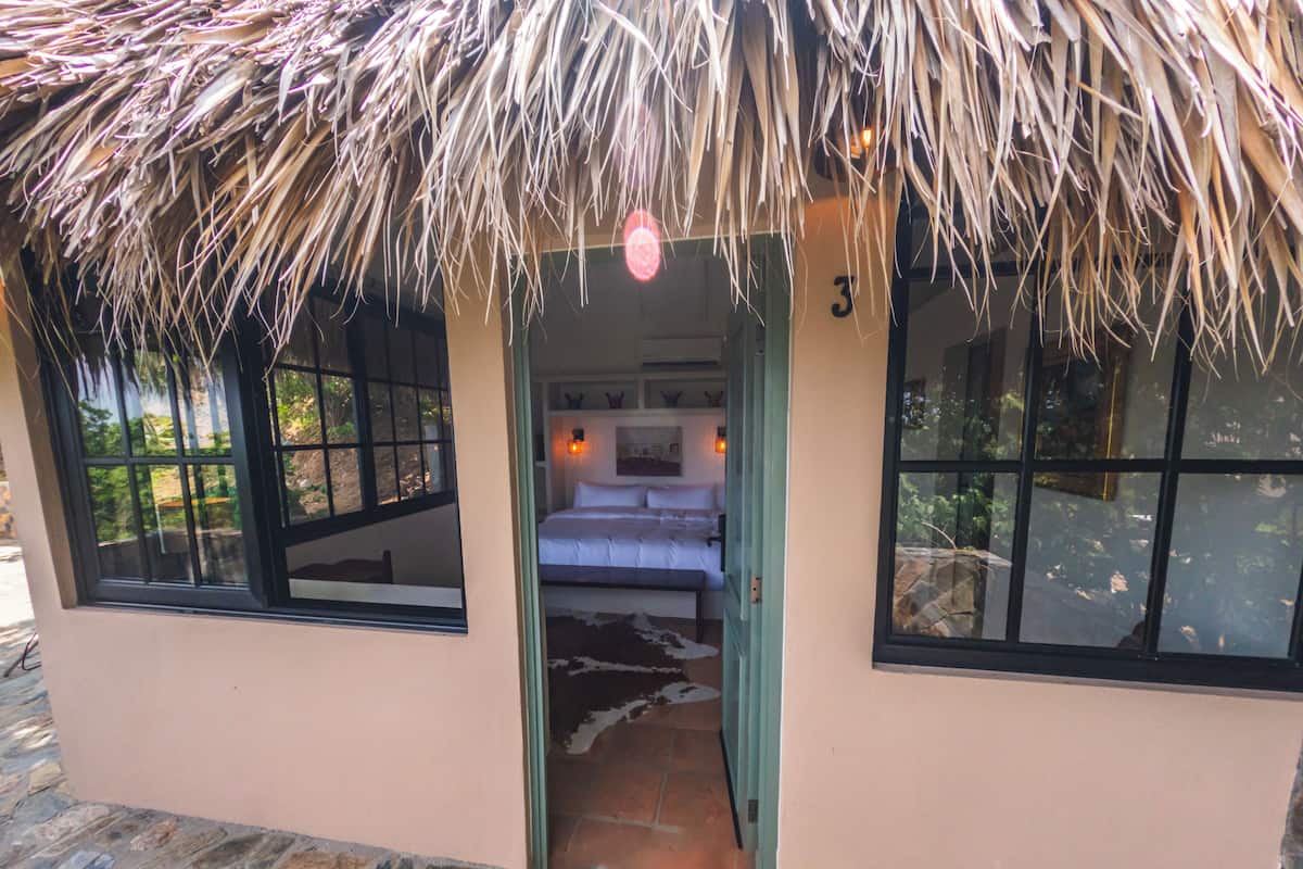 Casita Buho | Hochwertige Bettwaren, Daunenbettdecken, Tempur-Pedic-Betten, Zimmersafe