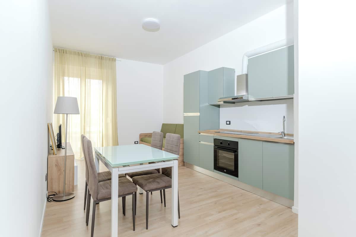 Departamento, 1 cama Queen size y sofĆ” cama, para no fumadores, baƱo privado | Ćrea de sala de estar