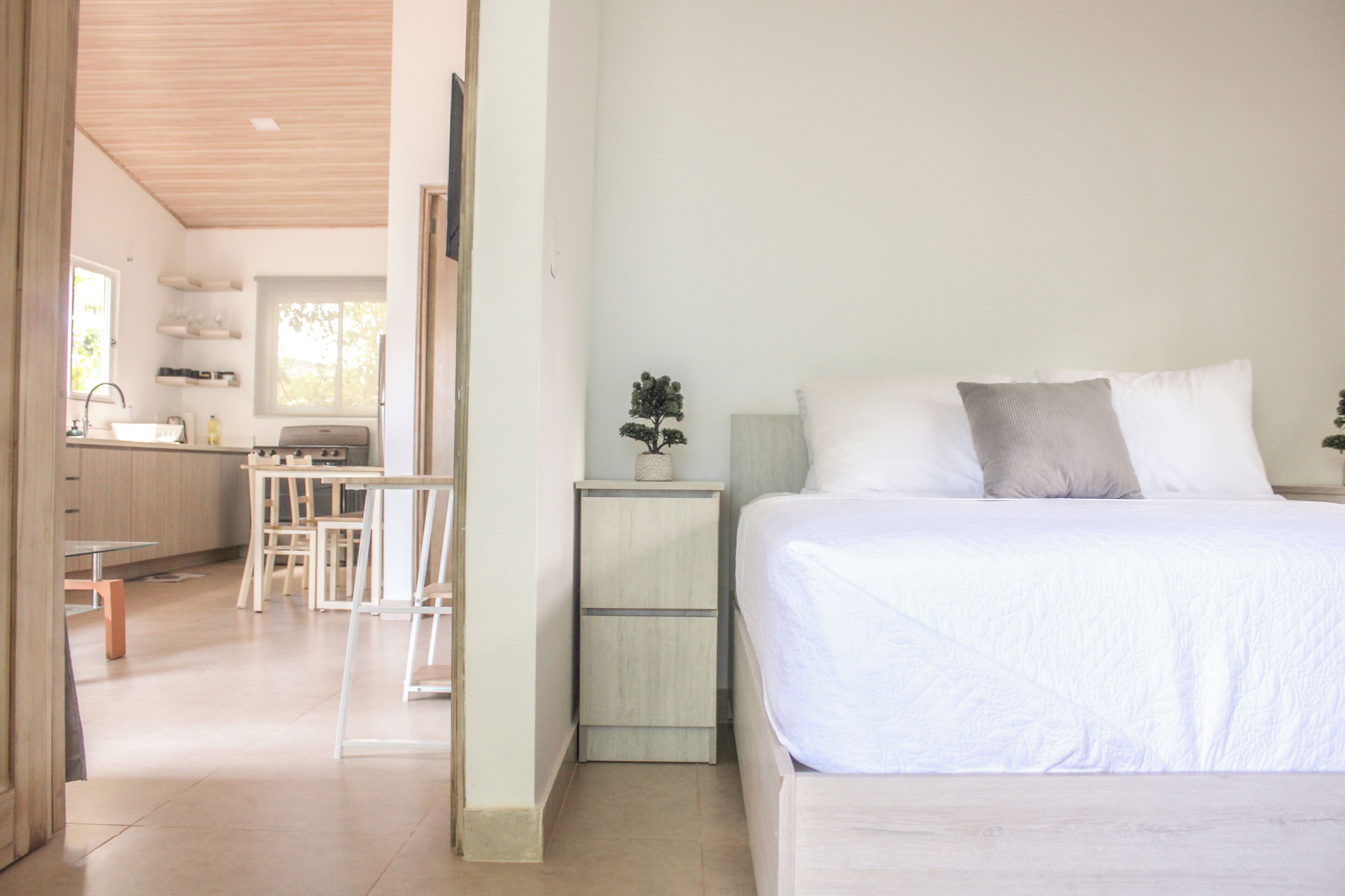 2 habitaciones, cuna de viaje, wifi gratis y ropa de cama 
