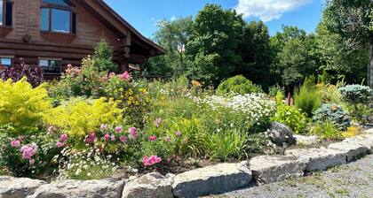 Tranquility Acres Farms Guest House with Spa