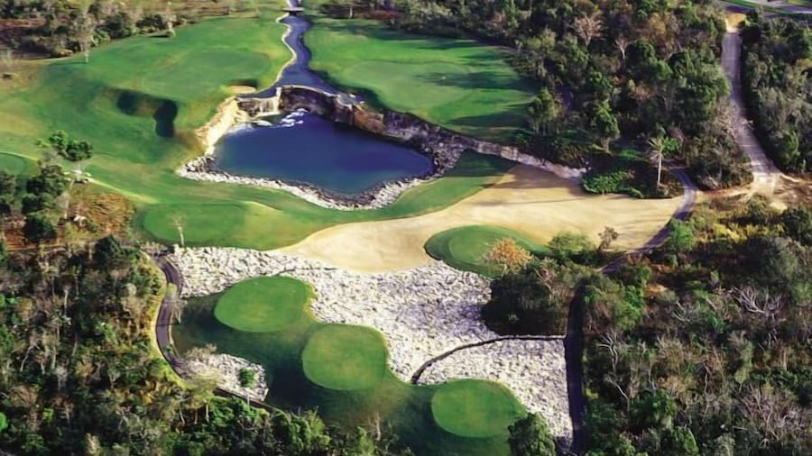 9th Hole Villa
