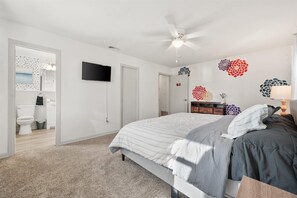 3 bedrooms, free WiFi, bed sheets