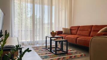 Casa conforto, varanda, vista para o lago | Área de estar