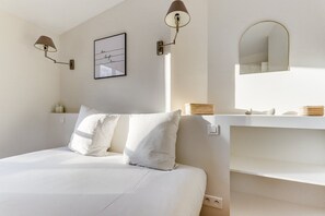 2 bedrooms, Internet, bed sheets