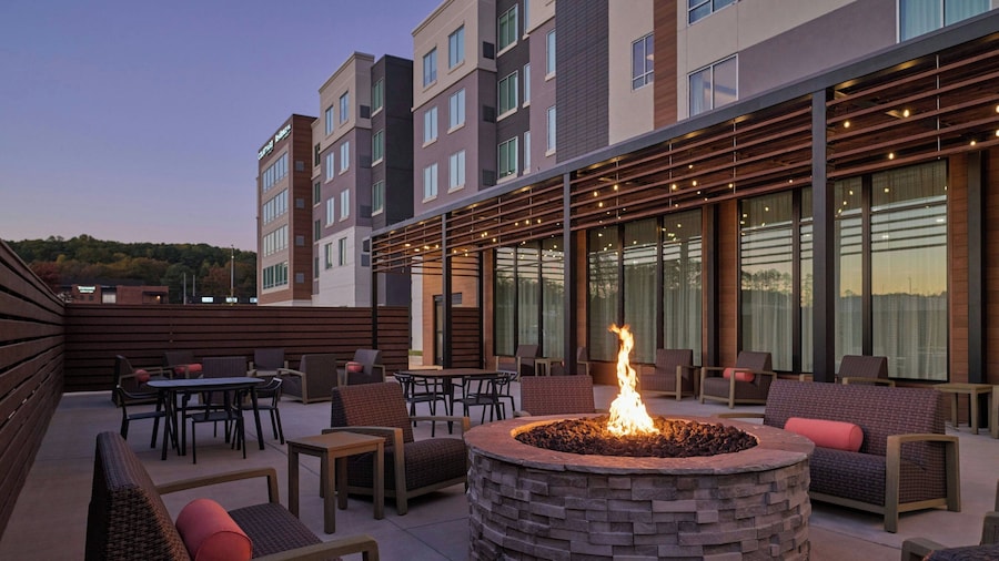Courtyard by Marriott Huntsville-Madison