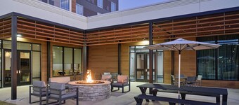 Courtyard by Marriott Huntsville-Madison