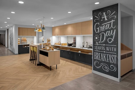 Desayuno continental incluido todos los días