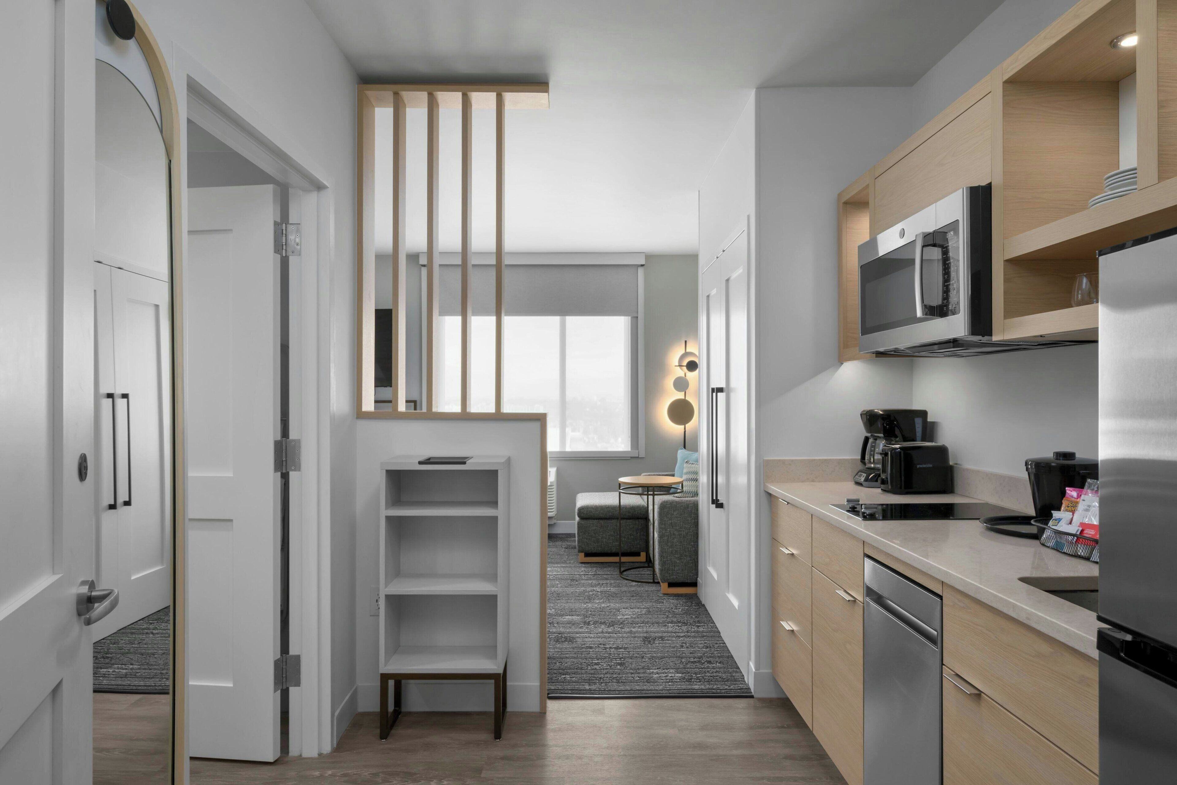 开间, 1 张特大床和 1 张沙发床 | 高档床上用品、办公桌、熨斗/熨衣板、免费 WiFi