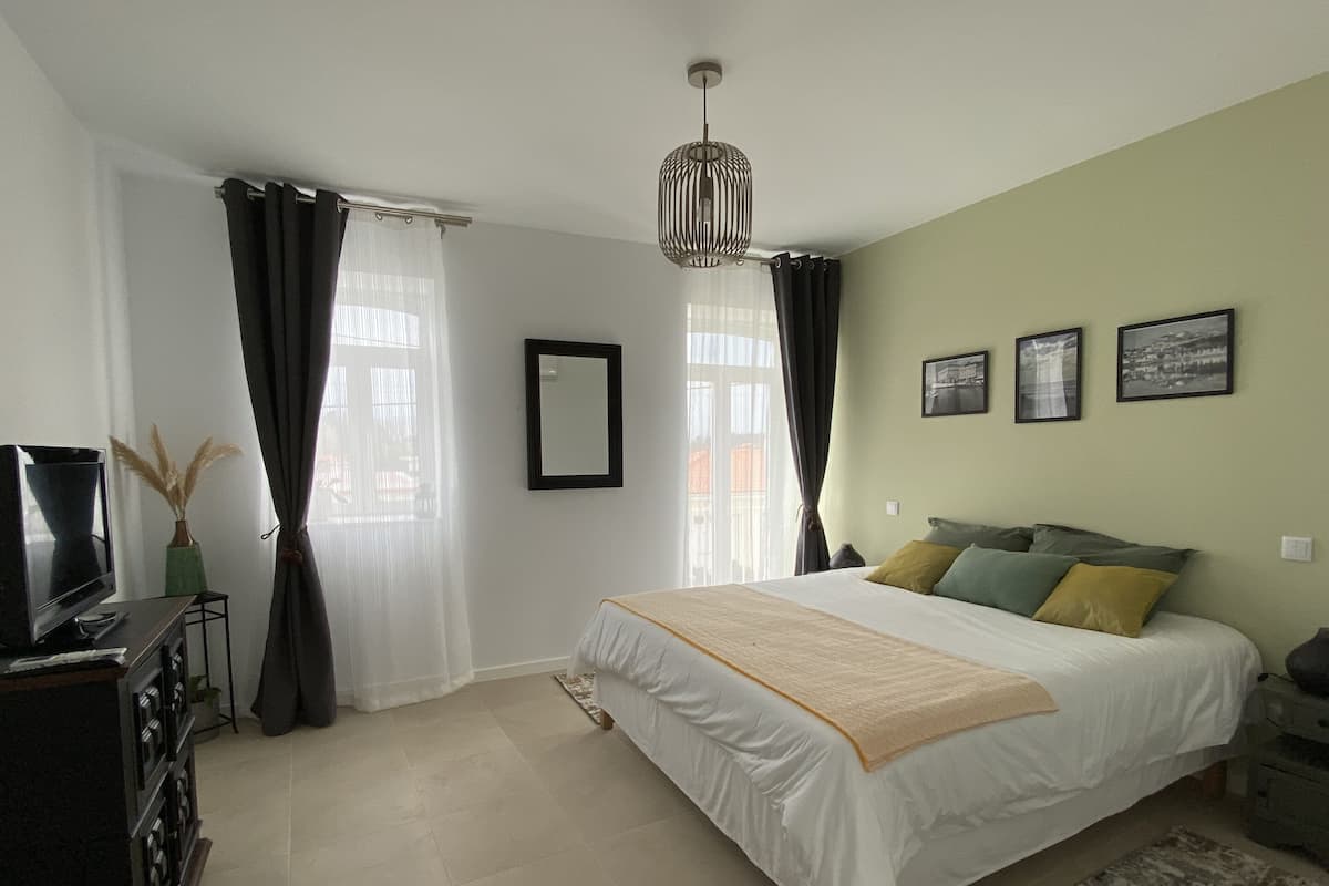 1 habitación, cortinas blackout y wifi gratis