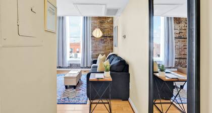 The Vonkampen on Front! Perfect location in the Heart of Downtown!